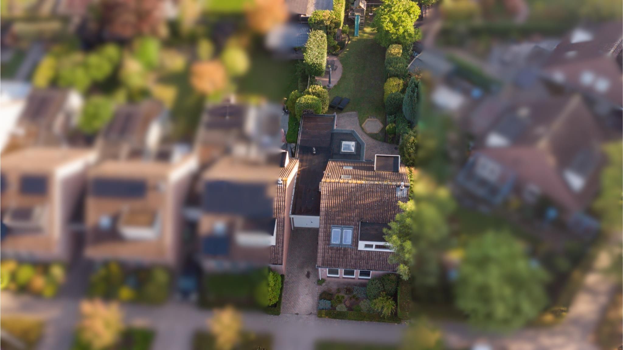 Foto 42 van Newtonlaan 2