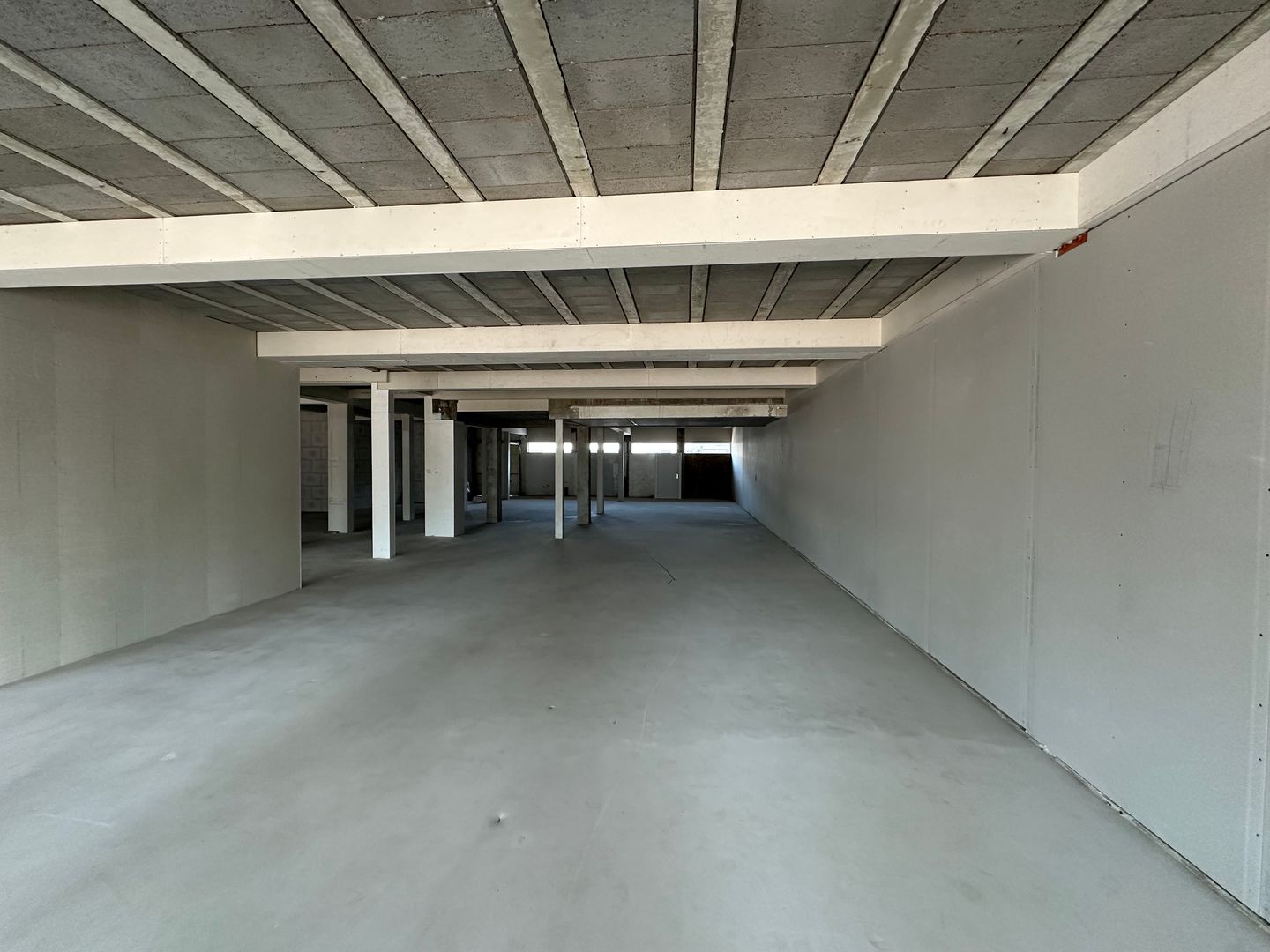 View photo 5 of Raadhuisplein 4