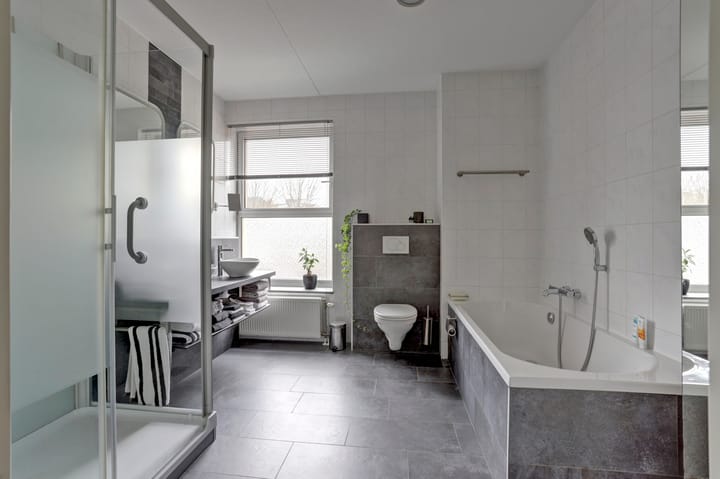 Photo 9 of Oosterbakenpad 28