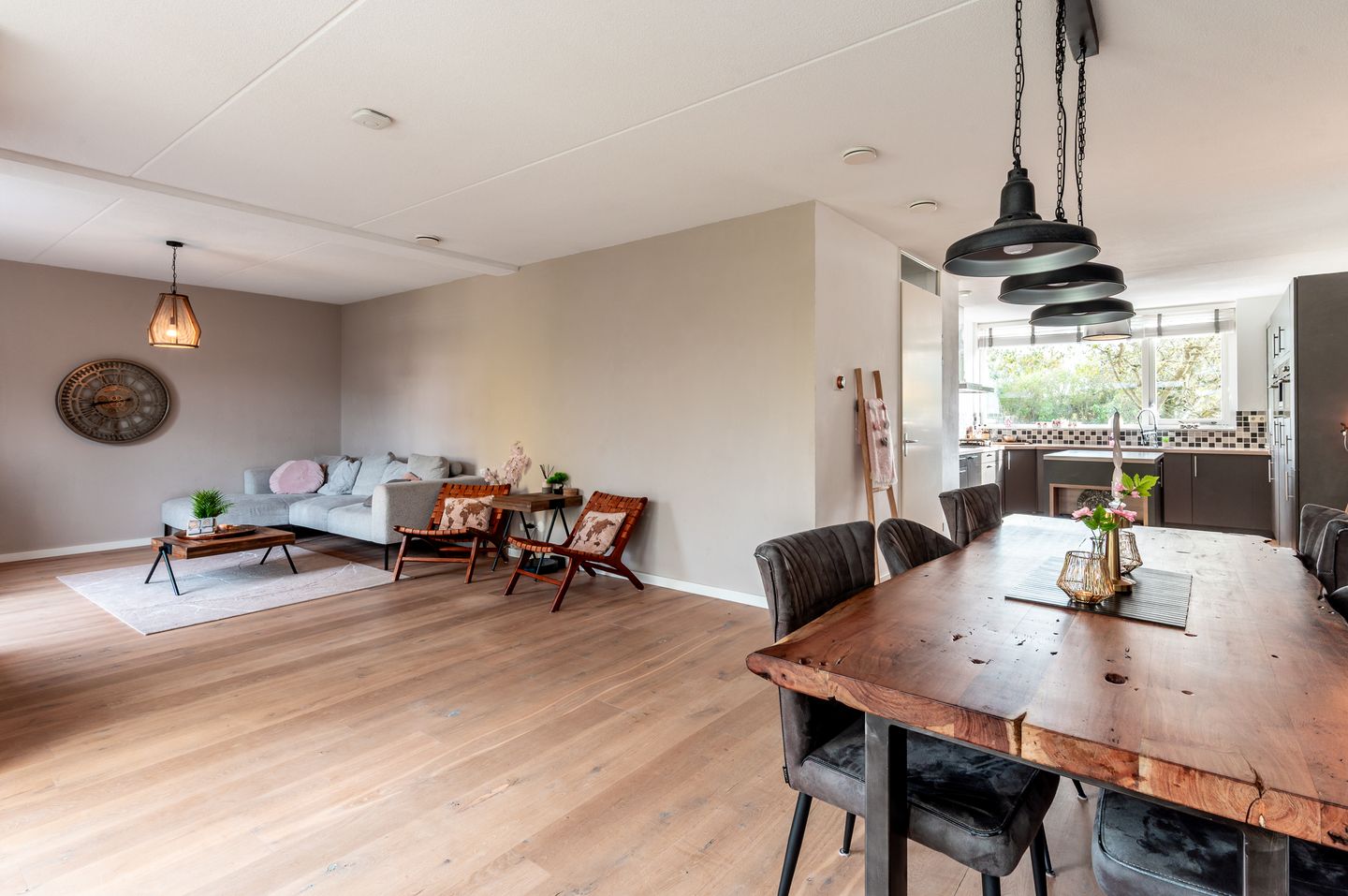 Foto 10 van Overcinge 50