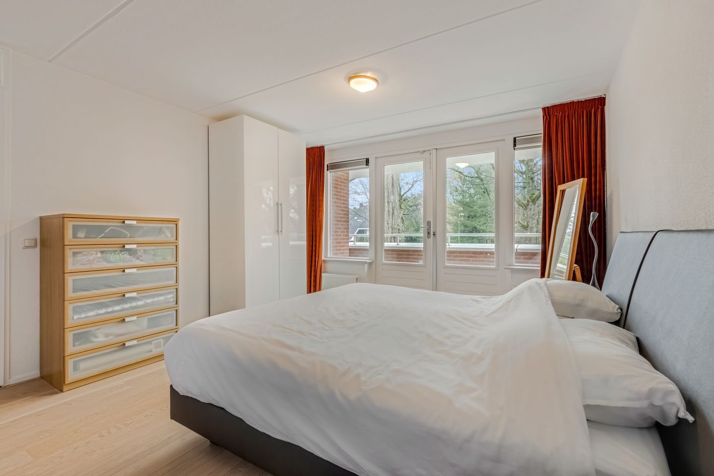 Foto 19 van Oranje Nassaulaan 73