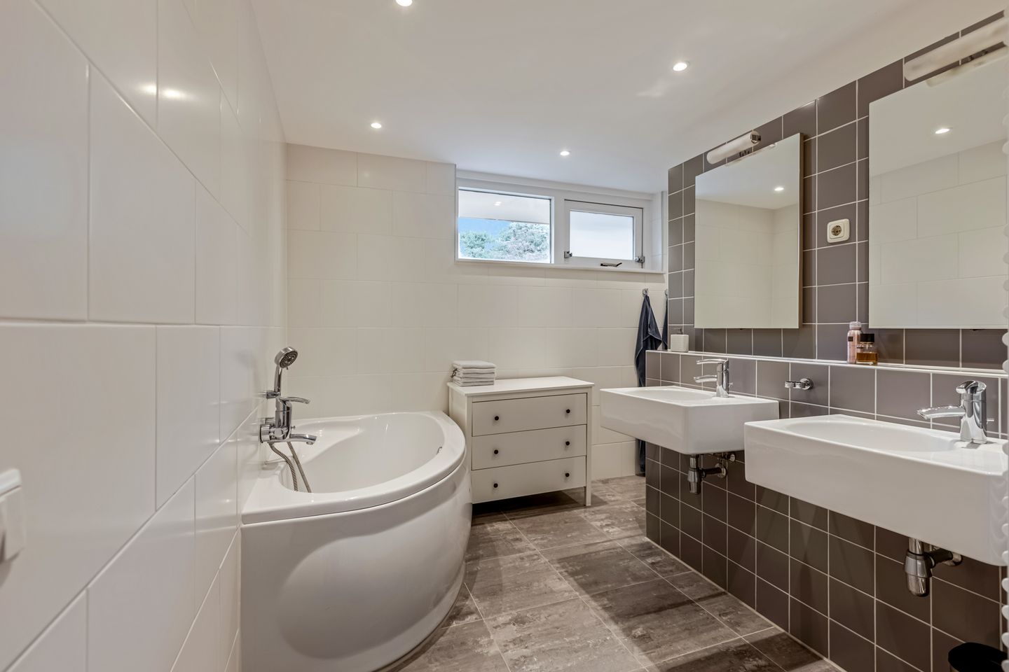 Foto 29 van Oranje Nassaulaan 73