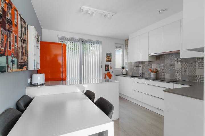 Photo 21 of Carol Vogesgracht 11