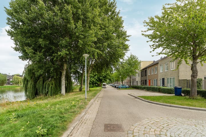 Photo 62 of Carol Vogesgracht 11