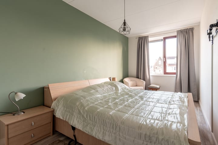 Foto 17 van Spaanderbank 10