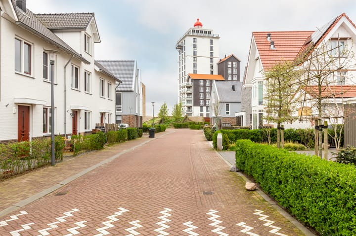 Foto 42 van Spaanderbank 10