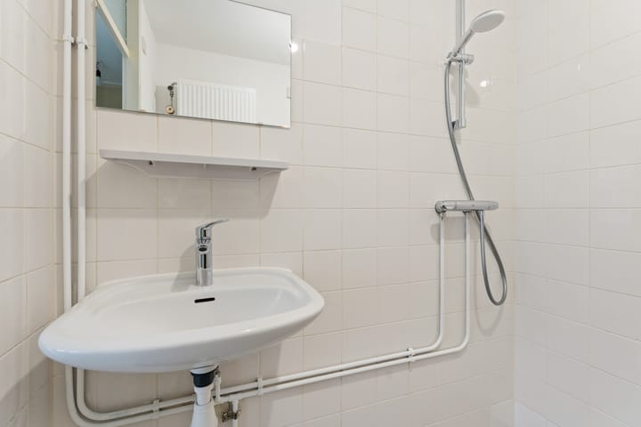 Photo 13 of Jacob van Lennepstraat 209