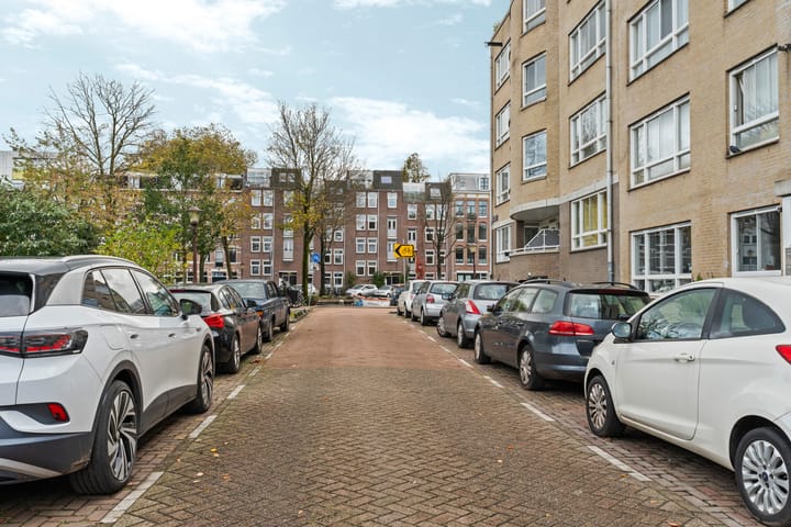 Photo 15 of Jacob van Lennepstraat 209