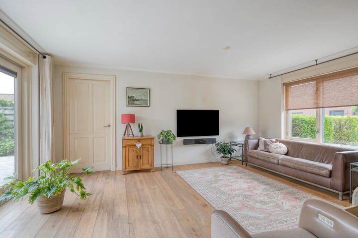 Foto 5 van Sara Burgerhartstraat 25