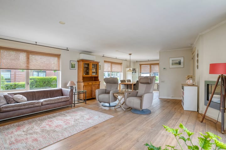 Foto 6 van Sara Burgerhartstraat 25