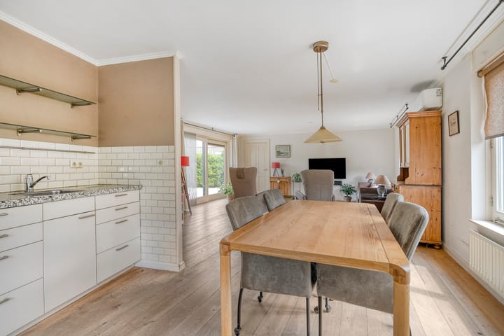 Foto 9 van Sara Burgerhartstraat 25