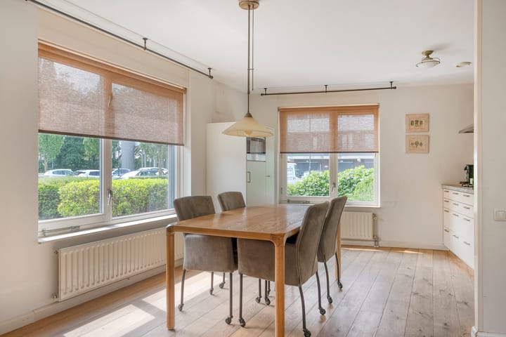 Foto 11 van Sara Burgerhartstraat 25