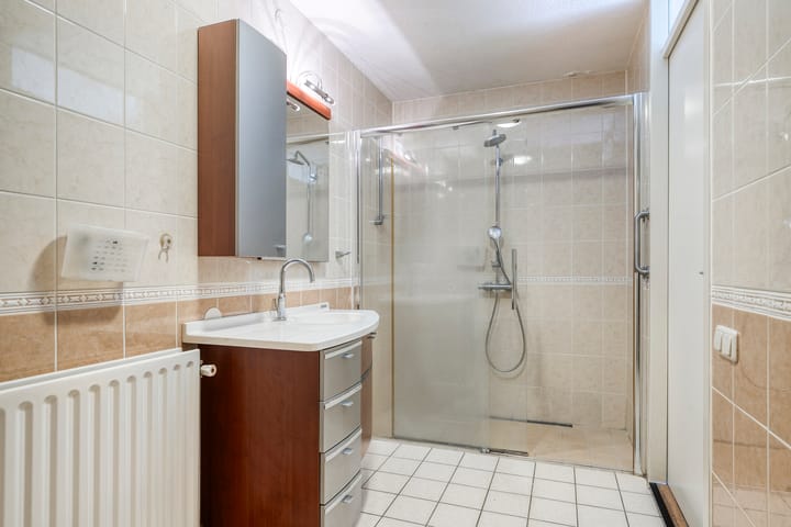 Foto 15 van Sara Burgerhartstraat 25