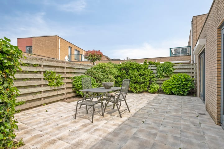 Foto 23 van Sara Burgerhartstraat 25