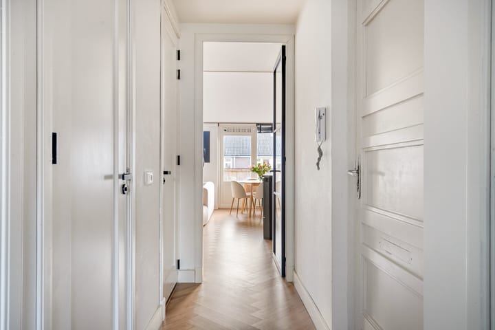 Photo 9 of Lambert van Noortstraat 25