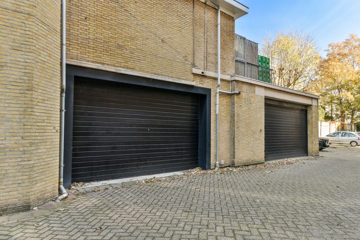 Photo 40 of Struisenburgstraat 48-C