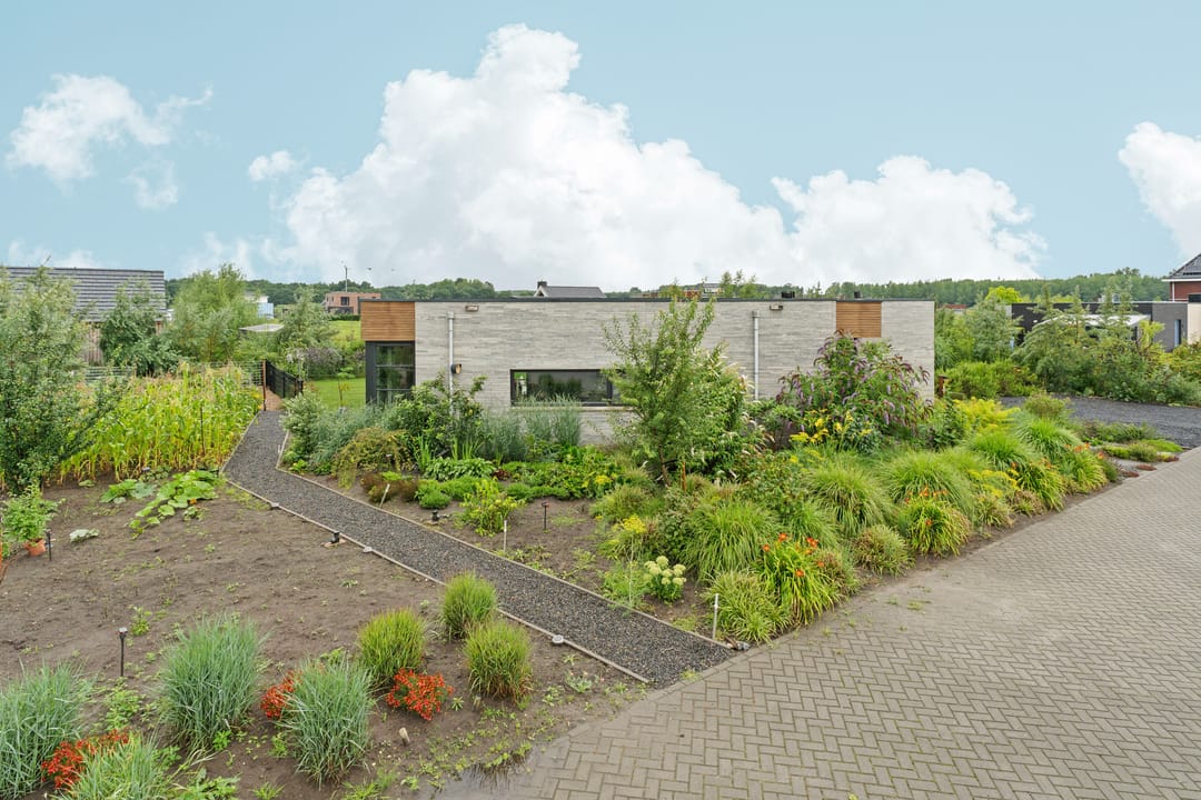 Photo 11 of Michael Faradaystraat 74