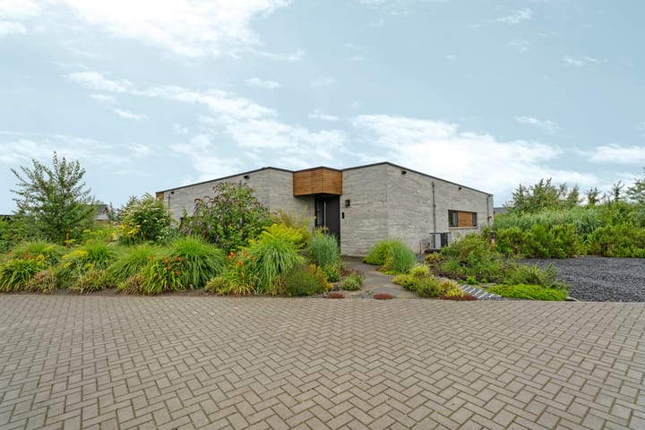 Foto 12 van Michael Faradaystraat 74