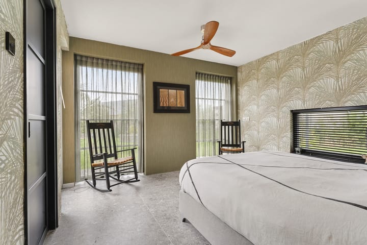 Foto 29 van Michael Faradaystraat 74