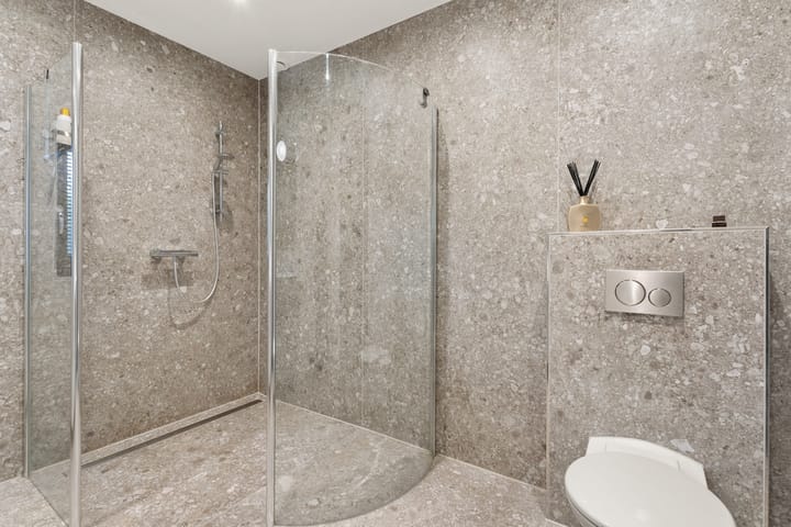 Foto 36 van Michael Faradaystraat 74