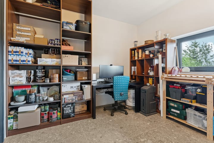 Foto 37 van Michael Faradaystraat 74