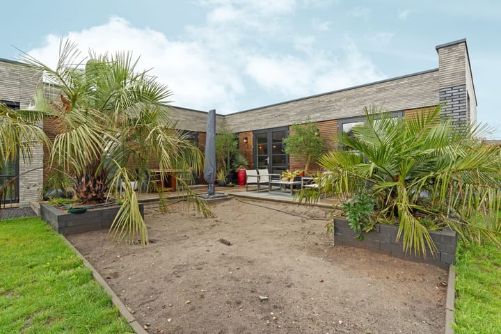 Foto 45 van Michael Faradaystraat 74