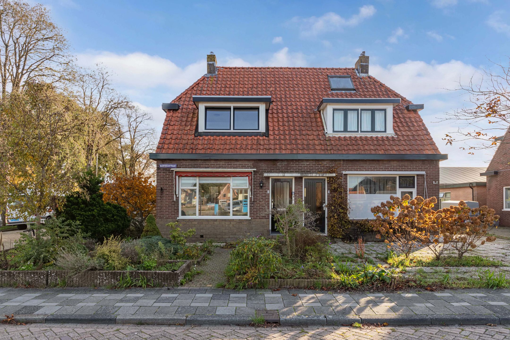 Buying a house in The Netherlands., Bantegastraat 2