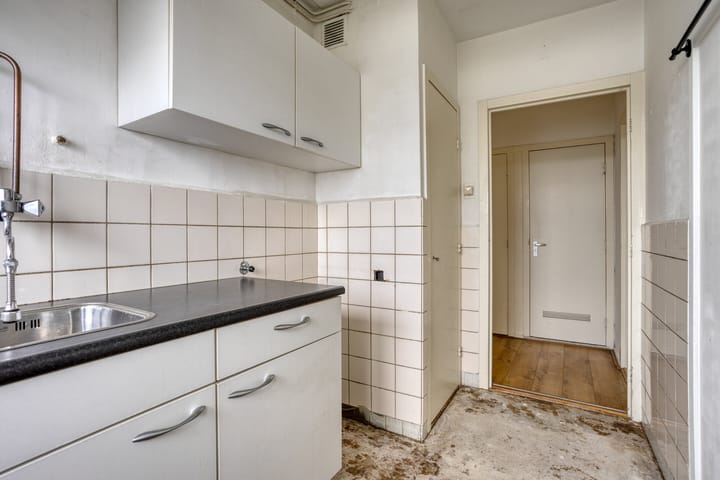 Photo 4 of Cloekplein 136