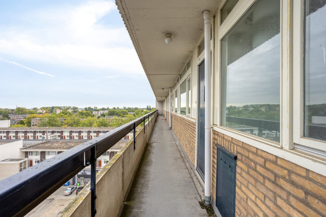 Foto 7 van Cloekplein 136