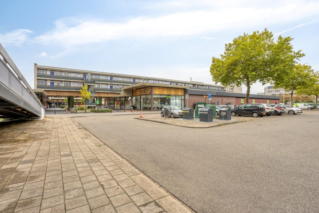 Foto 28 van Cloekplein 136