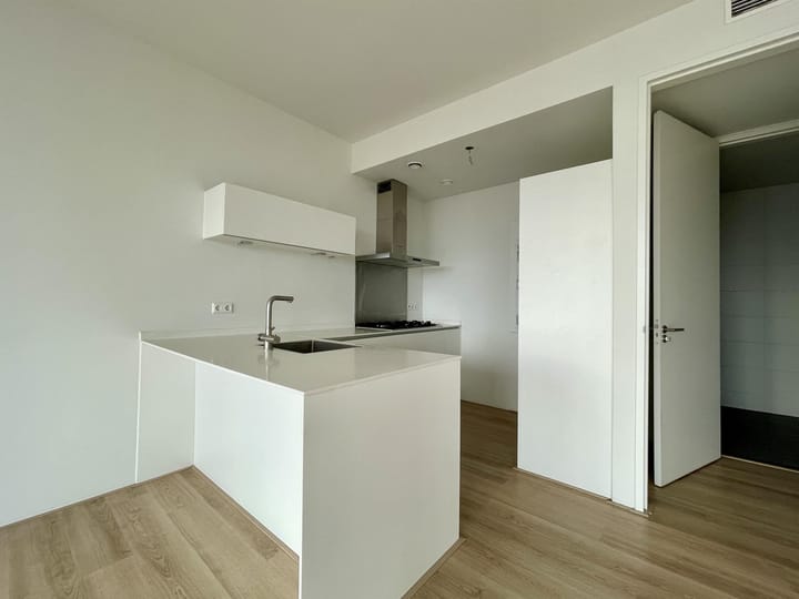 Photo 5 of Oostduinplein 155