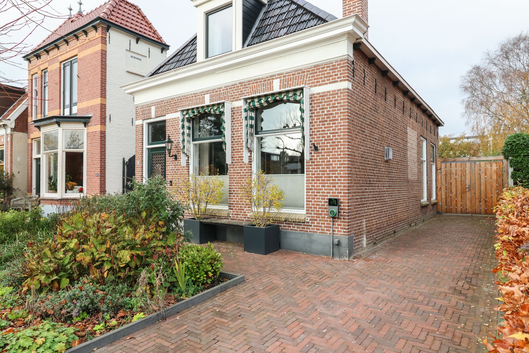 Foto 60 van Huizumerlaan 49