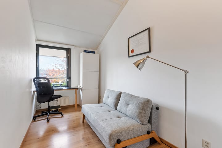 Foto 12 van Januaristraat 76