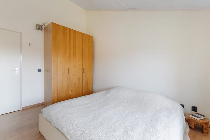 Foto 15 van Januaristraat 76