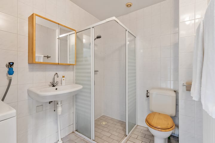 Foto 16 van Januaristraat 76