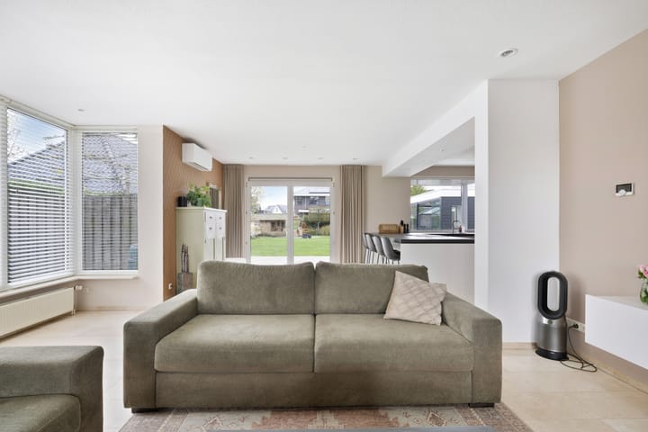 Foto 13 van Maasstraat 22