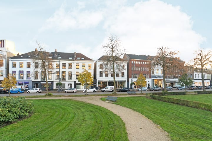 Photo 26 of Jansbinnensingel 12-3