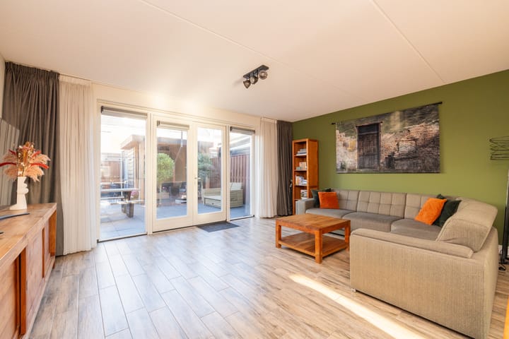 Photo 10 of Leifruit 5