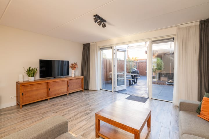 Photo 13 of Leifruit 5