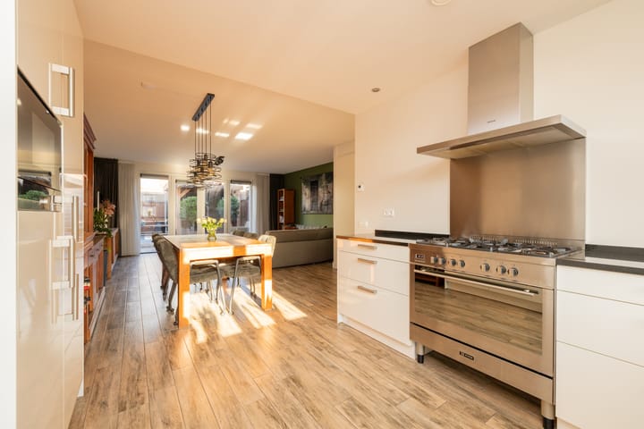 Photo 15 of Leifruit 5