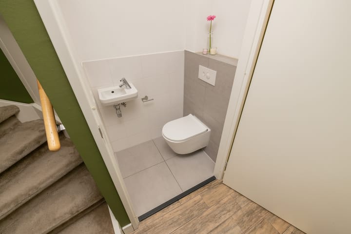 Photo 16 of Leifruit 5