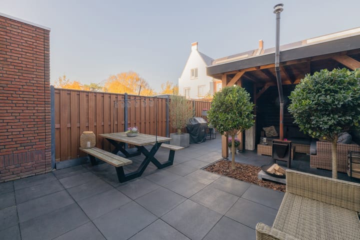 Photo 34 of Leifruit 5