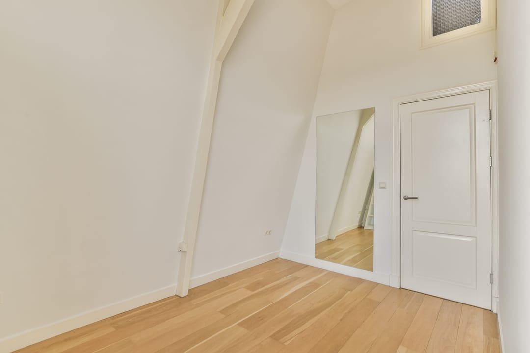 Foto 16 van Linnaeusstraat 27-F