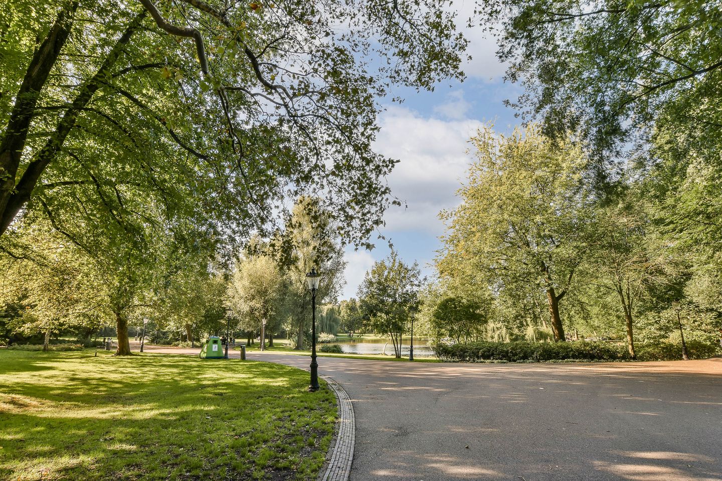 Foto 25 van Linnaeusstraat 27-F