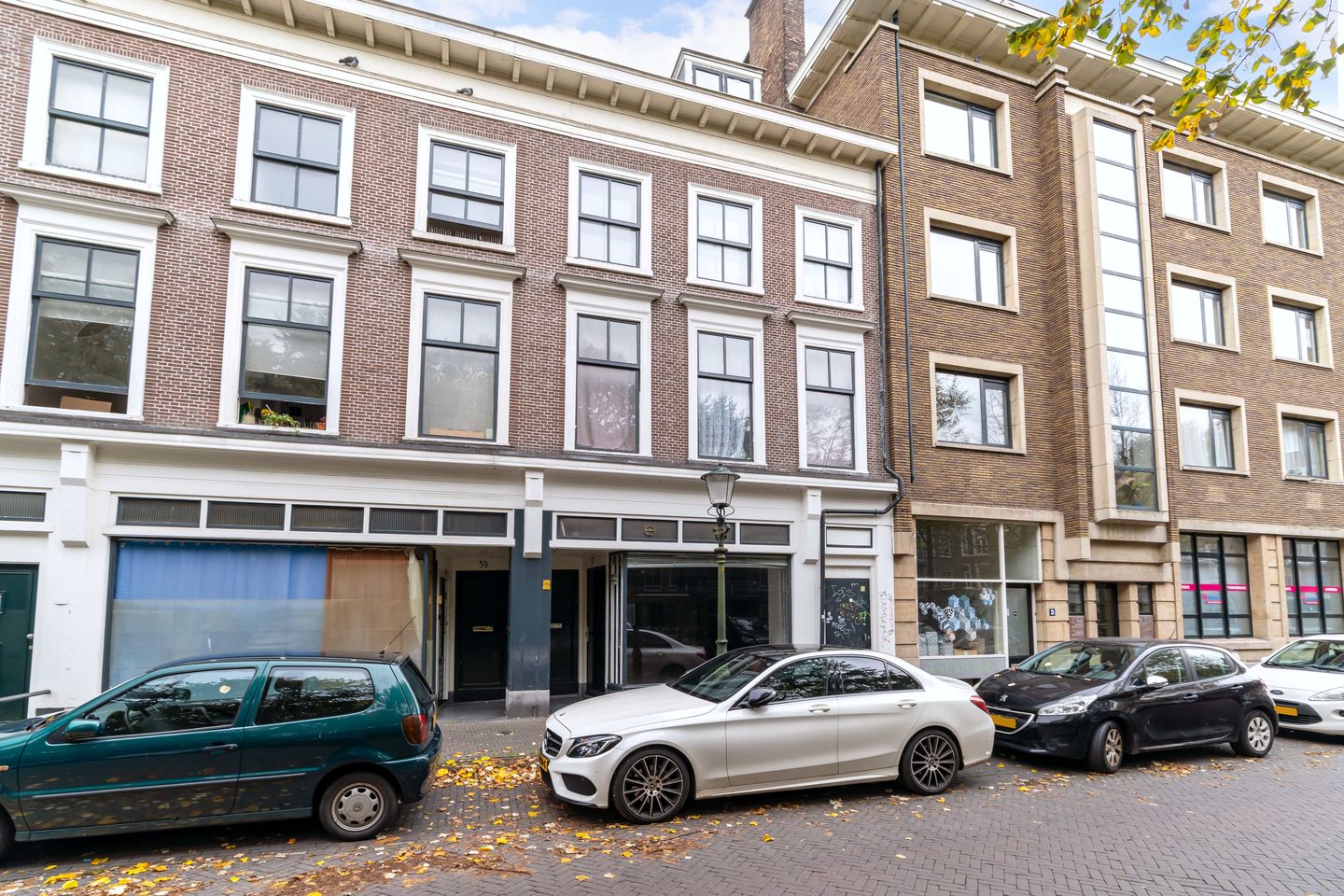 View photo 2 of Varkenmarkt 37