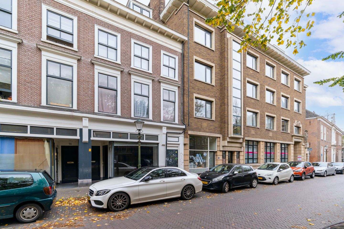 View photo 3 of Varkenmarkt 37