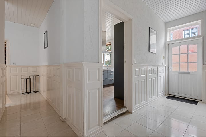 Photo 9 of Hoofdweg 23