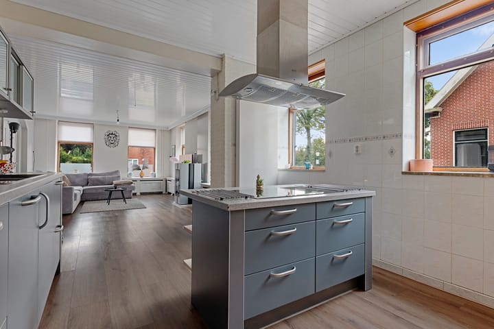 Photo 10 of Hoofdweg 23