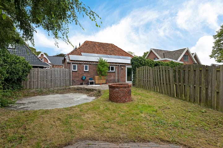 Photo 40 of Hoofdweg 23