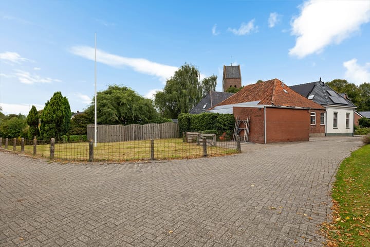 Photo 42 of Hoofdweg 23